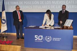 Toma de posesión de Natalia García Casares como profesora titular del Área de Medicina de la Universidad de Málaga. Paraninfo. Diciembre de 2022