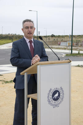 Firma de la recepción de la primera fase urbanizable de la ampliación del Campus de Teatinos de la Universidad de Málaga. Marzo de 2008