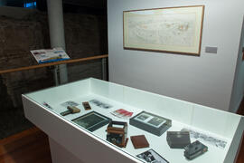 Exposición "Conoce tu universidad. 40 años compartiendo futuro". Sala de exposiciones del Rectorado. Noviembre de 2012