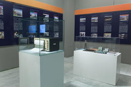 Exposición "Conoce tu universidad. 40 años compartiendo futuro". Sala de exposiciones del Rectorado. Noviembre de 2012