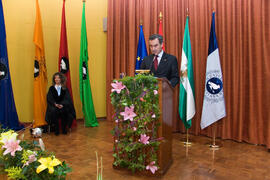 Toma de posesión de nuevos decanos, directores de centro y defensores de la Comunidad Universitaria. Paraninfo. Febrero de 2008