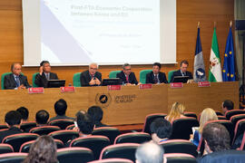 VIII Tribuna España - Corea, "Moving Forward". Edificio del Rectorado. Noviembre de 2013