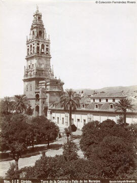 Córdoba, Mezquita, Torre y patio de los Naranjos. Garzón fotógrafo.