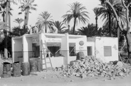 Plaza de la Marina. Demolición del quiosco La Marina. Septiembre de 1963. Málaga, España.