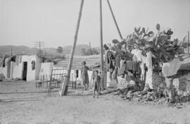 Viviendas. Arroyo del Cuarto. 1954-10, octubre. Málaga, España.