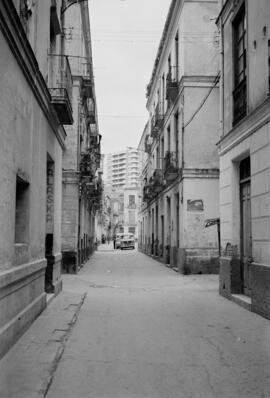 Calle, barrio de El Perchel. 1974, febrero. Málaga, España.