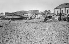 El copo. Sacando el copo en la playa de la Malagueta. Hacia 1950.
