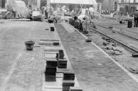 Obras de remodelación en la plaza de la Constitución. Marzo de 1960. Málaga, España