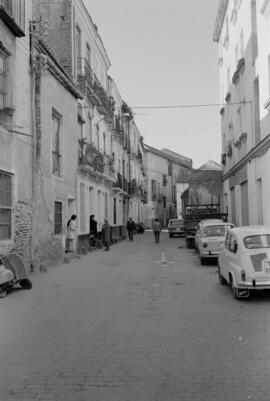 Calle, barrio de El Perchel. 1974, febrero. Málaga, España.