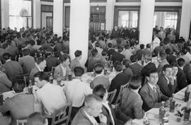 Baños del Carmen. Banquete a los hombres de trono de la Esperanza. Abril de 1954. Málaga (España). 05