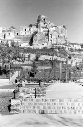La Alcazaba, vista desde los Jardines de Pedro Luis Alonso. Hacia 1940. Málaga, España. 194X0000_AR_2221_0035L301