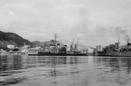 Puerto de Málaga. Paseo de la Farola. Enero de 1960. Málaga, España