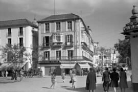 Acera de la Marina. Hacia 1942. Málaga, España