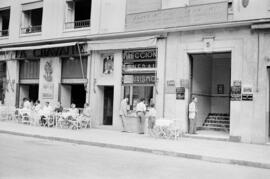 Calle. Octubre de 1954. Málaga. España.