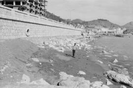 Playa de la Malagueta y costa oriental. Merendero Antonio Martín. Obras. Febrero de 1964. Málaga, España.