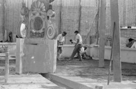 Obras de remodelación en la plaza de la Constitución. Fuente de las Gitanillas. Junio de 1960. Málaga, España