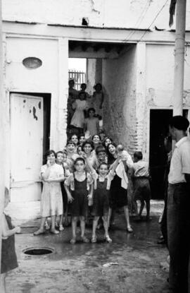 Vivienda corralón en el barrio de El Bulto. Octubre de 1954. Málaga, España.