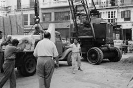 Obras de remodelación en la plaza de la Constitución. Junio de 1960. Málaga, España