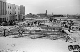 Plaza de El Ejido. Escuela Normal de Magisterio. Obras. Abril de 1961. Málaga, España.