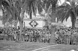 Espectadores del V Gran Premio Motociclista de Invierno de Málaga. Febrero de 1954. Málaga (España).