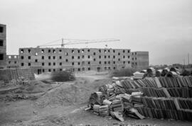 Construcción de edificios de viviendas en Portada Alta. Enero de 1963. Málaga, España