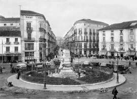 Glorieta del Marqués de Larios. Calle Larios. Alameda Principal. Acera de la Marina. Años 20, sig...