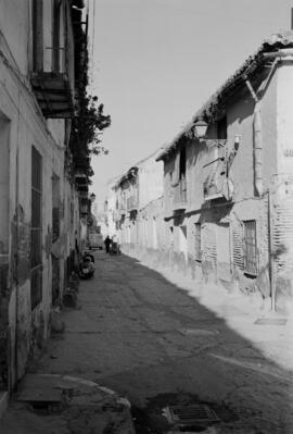 Calle, barrio de El Perchel. 1974, febrero. Málaga, España.