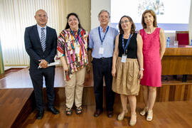 Foto de grupo. VI Jornadas Nacionales y I Jornada Internacional JIDERE 2015. Facultad de Ciencias Económicas y Empresariales. Julio de 2015