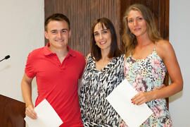 María Dolores Martín con alumnos en su graduación. Centro Internacional de Español. Agosto de 2014