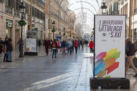 Exposición "La Universidad de Málaga del Siglo XXI". Calle Larios. Enero de 2017