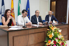 Felisa Ramos, Álvaro García, Salvador Peláez y Giovanni Caprara en la graduación de alumnos del CIE-UMA el Día del Español. Centro Internacional de Español de la Universidad de Málaga. Junio de 2016