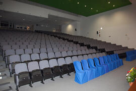 Momentos previos a la celebración del 4º Congreso Internacional de Actividad Físico-Deportiva para Mayores de la Universidad de Málaga. Escuela Técnica Superior de Ingeniería Informática y Telecomunicaciones. Marzo de 2011