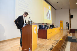 Alberto Veiga. Entrega de premios. V Foro Arquia/Próxima 2016: Futuro Imperfecto. Paraninfo. Octubre de 2016