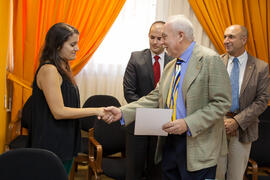 Entrega de Becas de la Cátedra Santander de Responsabilidad Social Corporativa. Facultad de Ciencias Económicas y Empresariales. Julio de 2015