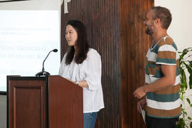 Intervención de una alumna. Graduación del alumnado del CIE de la Universidad de Málaga. Centro Internacional de Español. Septiembre de 2015