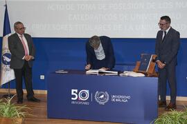Toma de posesión de Juan Antonio Cecilia Buenestado como profesor titular del Área de Química Inorgánica de la Universidad de Málaga. Toma de posesión de nuevos catedráticos y profesores titulares de la Universidad de Málaga. Paraninfo. Noviembre de 2023