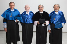 Retrato de Antonio Flores, José Ramón Ramos, José Ángel Narváez y Antonio Luque previo a su investidura como Doctor "Honoris Causa" por la Facultad de Ciencias de la Universidad de Málaga. Edificio del Rectorado. Octubre de 2016