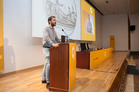 Aitor Fuentes. Presentación del proyecto "Rehabilitación de una masía en el Empordà, Girona". V Foro Arquia/Próxima 2016: Futuro Imperfecto. Paraninfo. Octubre de 2016