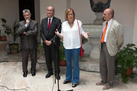 Intervención de Adelaida de la Calle. Inauguración de la exposición "Málaga, 50 años de la Facultad de Económicas". Sociedad Económica Amigos del País. Junio de 2015