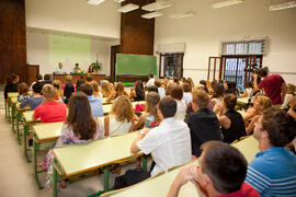 Intervención de Gaspar Garrote. Graduación en el CIE de la Universidad de Málaga. Centro Internacional de Español. Agosto de 2014