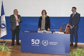 Toma de posesión de María Jesús García Sánchez como catedrática del Área de Fisiología Vegetal de la Universidad de Málaga. Toma de posesión de nuevos catedráticos y profesores titulares de la Universidad de Málaga. Paraninfo. Noviembre de 2023