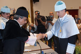 Investidura como Doctor "Honoris Causa" de Antonio Soler por la Facultad de Filosofía y Letras de la Universidad de Málaga. Paraninfo. Junio de 2016