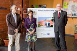 Inauguración de la exposición "40 años de la Biblioteca". Biblioteca General. Abril de 2013