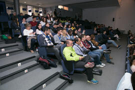 Asistentes a la conferencia inaugural del 7º Congreso Internacional de Actividad Física Deportiva para Mayores. Escuela Técnica Superior de Ingeniería de Telecomunicaciones y de Informática. Noviembre de 2017