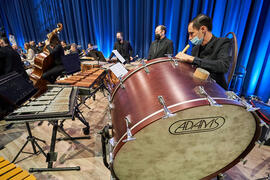Músicos ensayando. Concierto de Bandas Sonoras de la 31 edición de Fancine de la Universidad de Málaga. Auditorio de la Escuela Técnica de Ingeniería de Telecomunicaciones e Informática. Noviembre de 2021