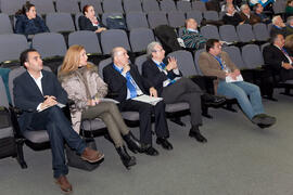 Asistentes al acto de clausura del 6º Congreso Internacional de Actividad Física Deportiva para Mayores. Escuela Técnica Superior de Ingeniería de Telecomunicaciones y de Informática. Marzo de 2015