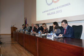 Intervención de José Ángel Narváez. Entrega de premios en el Paraninfo de la Universidad de Málaga. Olimpiada Española de Economía, Fase Nacional. Junio de 2015