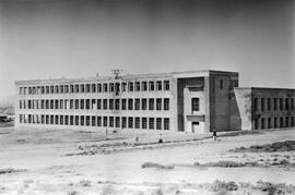 Construcción de la Escuela de Peritos Industriales en El Ejido. Abril de 1956. Málaga (España)