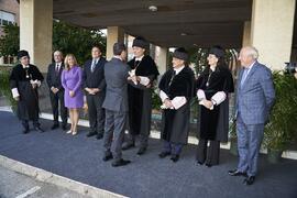 Llegada de Juan Manuel Moreno momentos previos a la imposición de la Medalla de Oro de la Universidad de Málaga a Junta de Andalucía, Diputación Provincial de Málaga y Ayuntamiento de la capital. Paraninfo. Noviembre de 2023