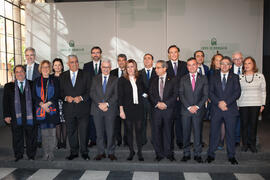 Foto de grupo tras la toma de posesión de D. José Ángel Narváez Bueno como Rector de la Universidad de Málaga. Palacio de San Telmo, Sevilla. Enero de 2016